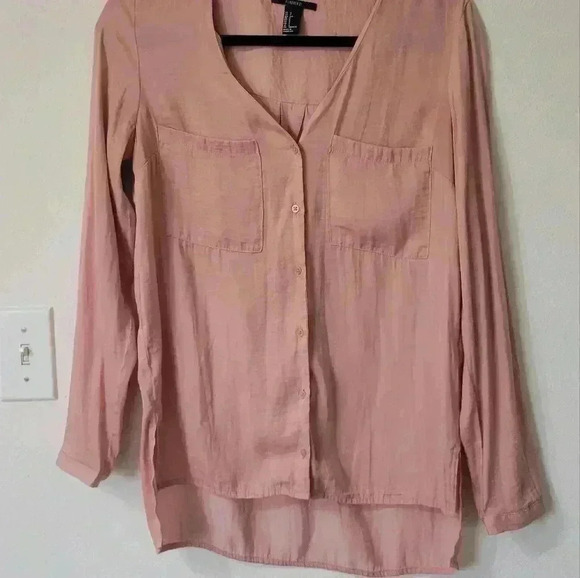 H&M pink button down vneck long-sleeve blouse size small - Picture 1 of 3